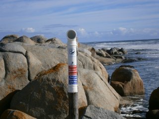 FISHING LINE BINS So far, 100 bins have been placed at various points along the coastline of the three Cape provinces