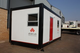 ABACUS FLAT PACK ACCOMMODATION PRODUCT This product has been developed to address local mine site accommodation concerns, such as integration to tight timelines for accommodation needs, which adhere to quality, comfort and flexibility
