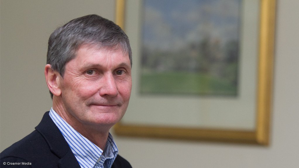Stephen Connelly