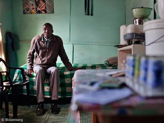 First SA gold mineworkers' silicosis settlement reached