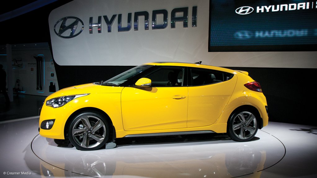 HYUNDAI VELOSTER TURBO The Hyundai Veloster Turbo will add to the 1.6 l Veloster model already available. The turbocharged newcomer is able to travel from zero to 100 km/h in 7.8 seconds