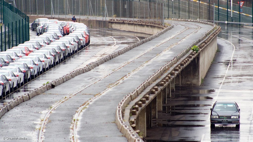 Local new vehicle sales dip 2.9% in October, exports down 15.1%