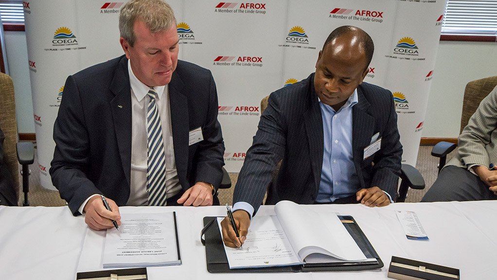 BRETT KIMBER AND CHRIS MASHIGO The unit will support development in the Port Elizabeth region and in the Eastern Cape
