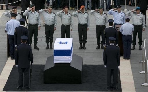 Israelis pay last respects to warrior-statesman Sharon