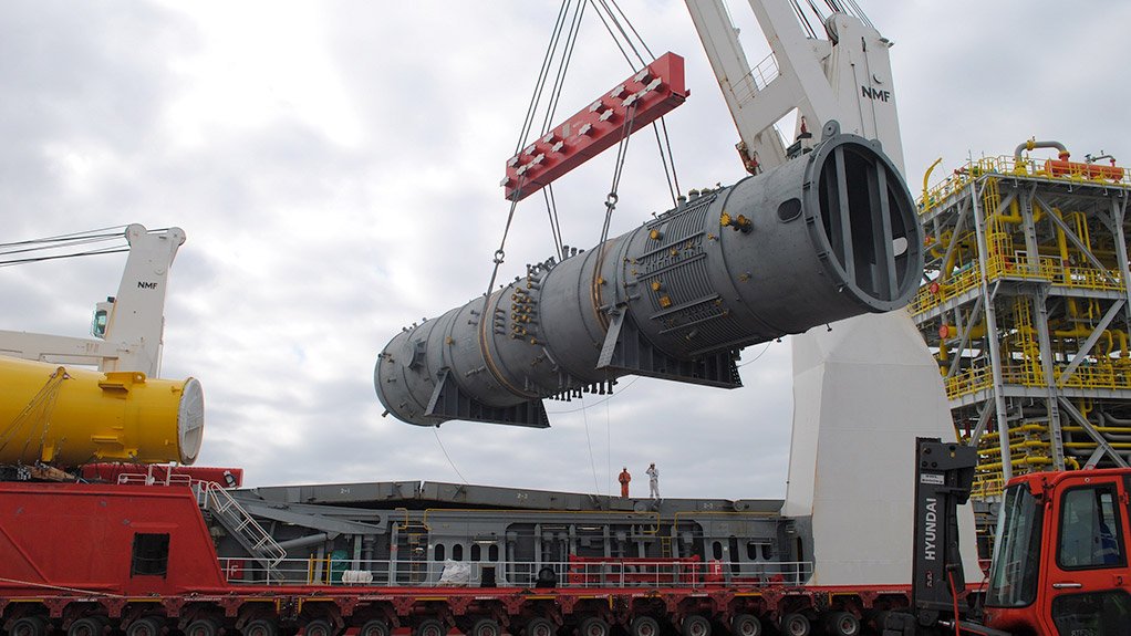 Sasol’s 344.5 t wax reactor arrives in Richards Bay