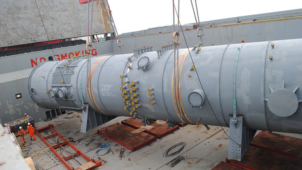 Sasol’s 344.5 t wax reactor arrives in Richards Bay