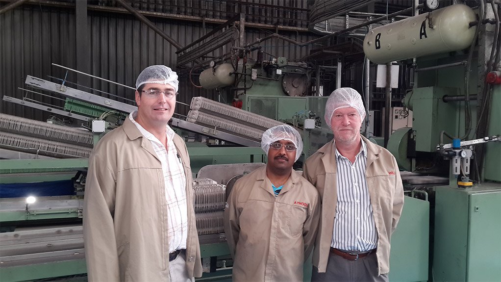 HUHTAMAKI SOUTH AFRICA MANAGEMENT
National sales and marketing manager Henry Nel, Atlantis plant manager Athool Lakhoo and GM Wil Rigby
