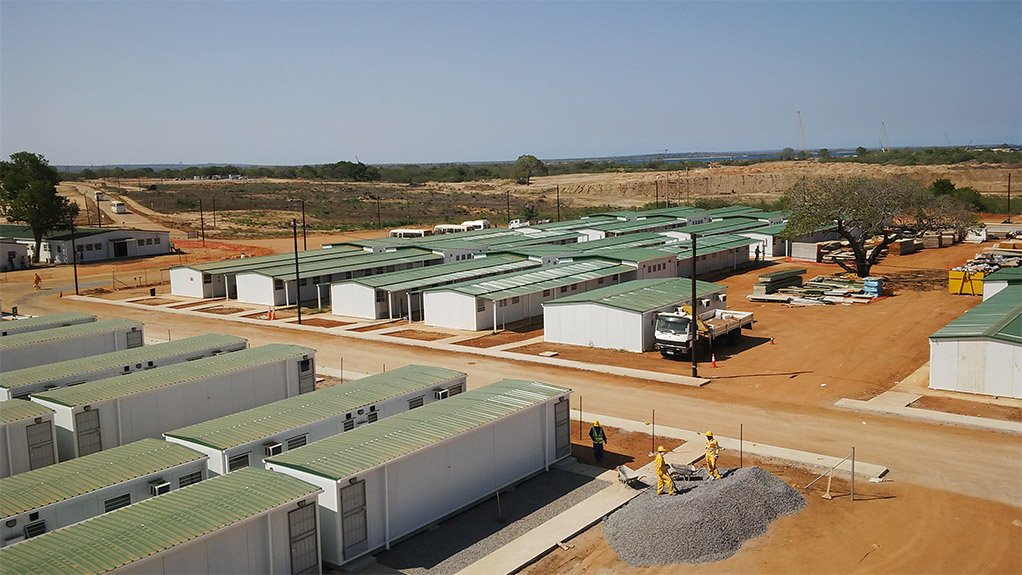 CAMP EFFICIENCY

The camp at Nacala, Mozambique comprises more than 10 000 m2 of accommodation and support buildings
