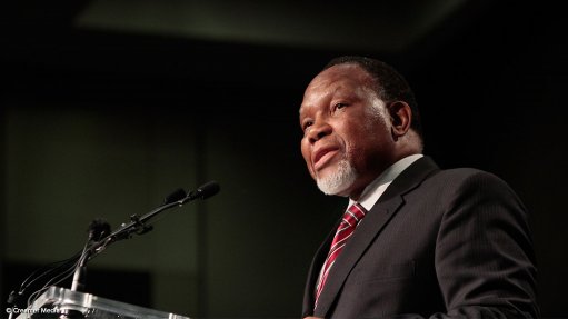 Emotional Motlanthe says his goodbyes to Parliament