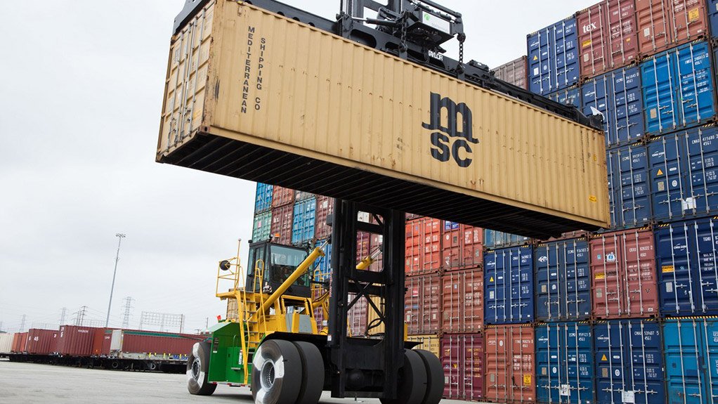 UNDER CONTROL
The Taylor Electronic Loaded Container series of container handlers is designed with a more stable platform than that of previous models