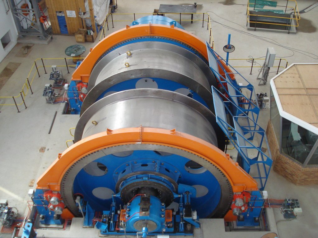 LARGE SCALE The 5.5-m-diameter man and material winder installed at Styldrift is showing positive results  