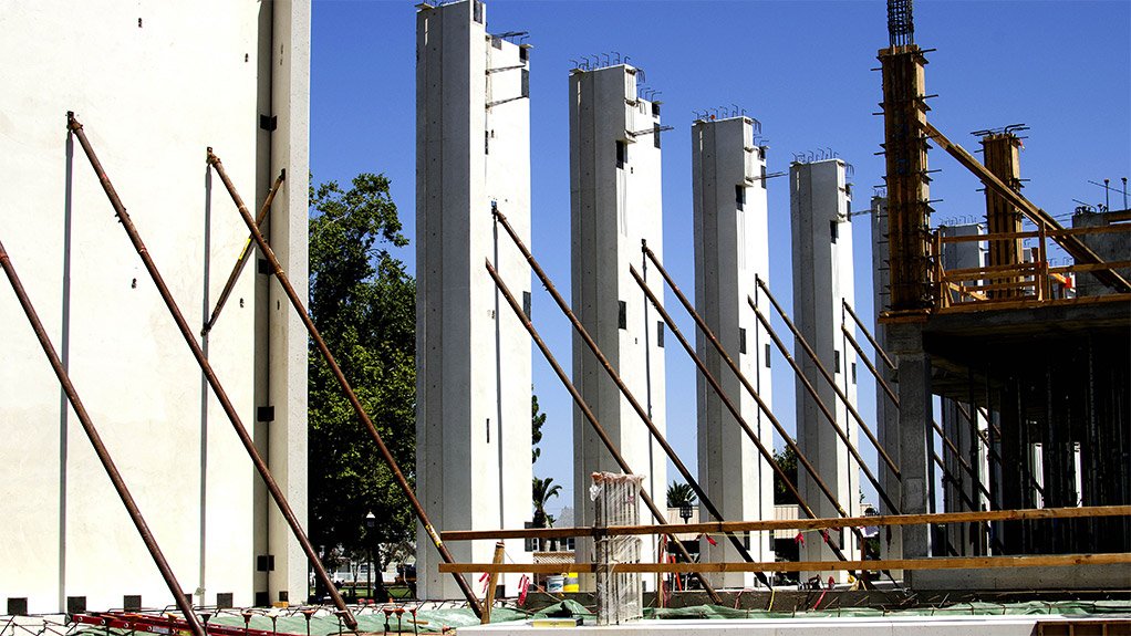 TILTING CONSTRUCTION
The construction method increases many of the sustainable benefits of concrete