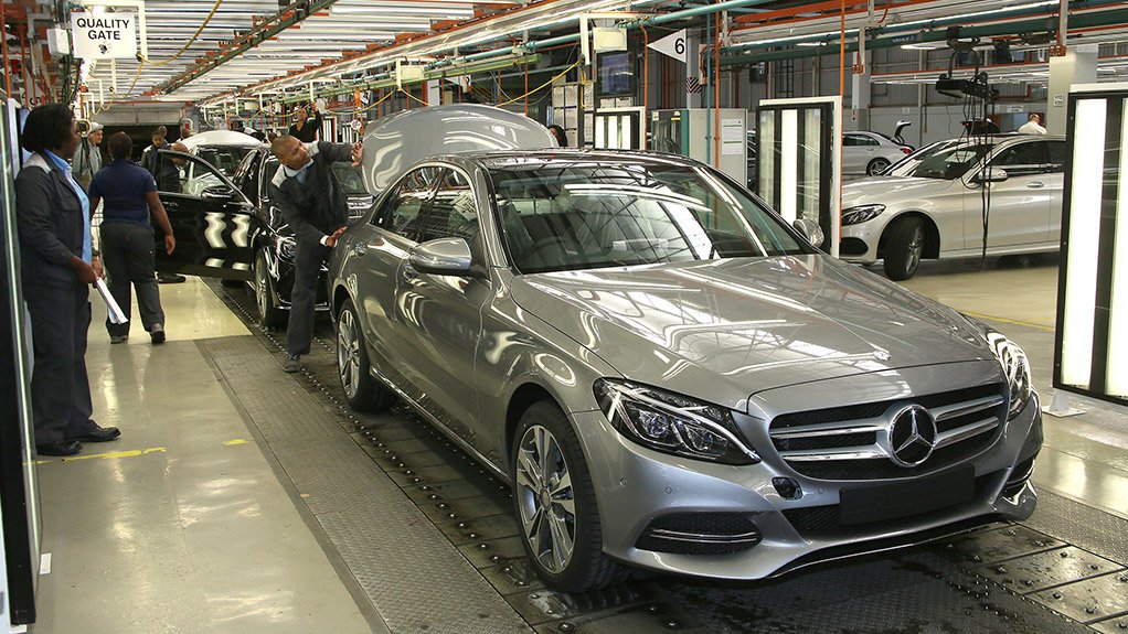 Daimler highlights team spirit, skills challenge as C-Class production starts