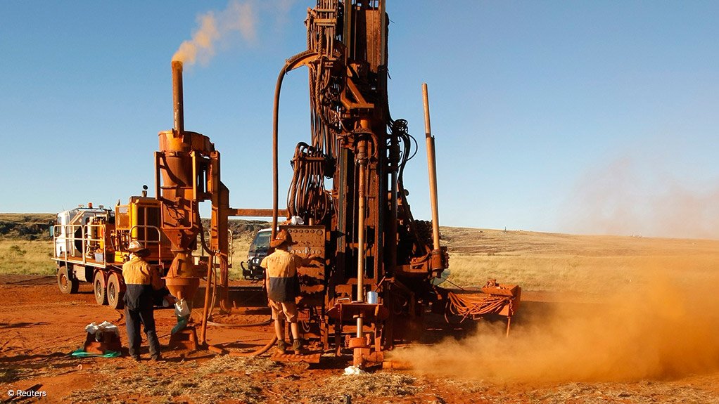 IFM, Chrometco sign exploration agreement