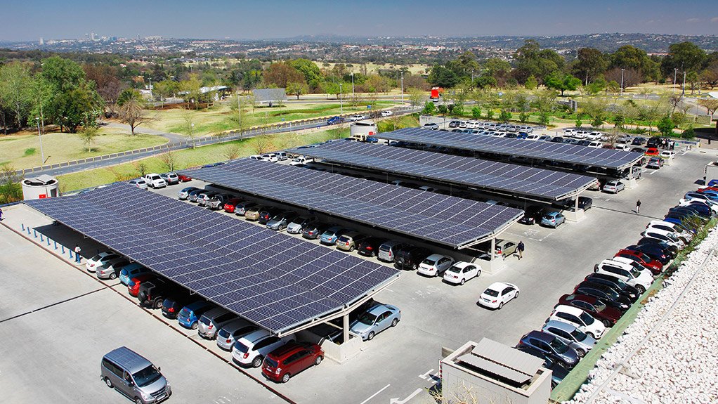 MEGAWATT PARK
Through the Ilanga solar PV project campaign, Eskom has installed photovoltaic panels at Megawatt Park power station
