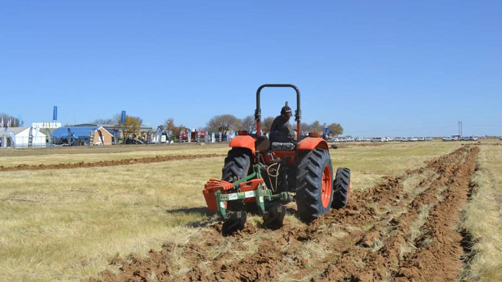 Tubestone has created the South African Ploughing Organisation, which is holding ploughing competitions around the country