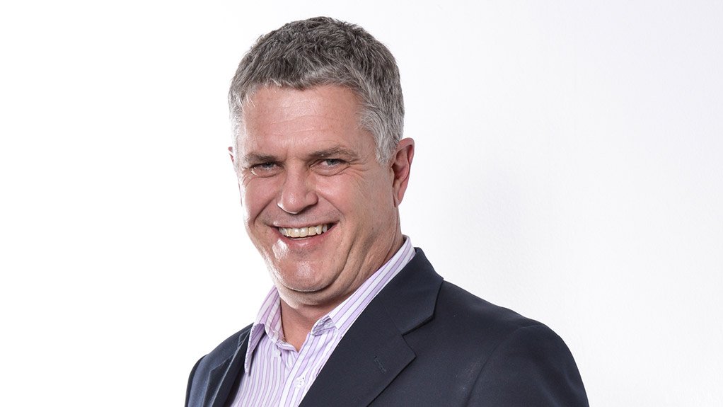 TONY SMALLWOOD
New technology is ultimately heading towards creating communication between the connected car and the “smart city”
