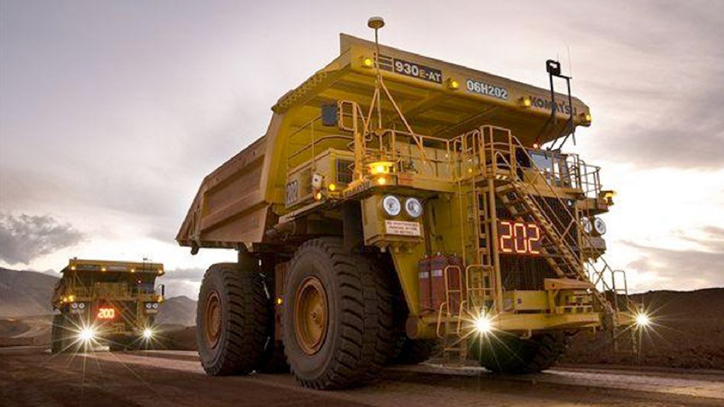 MACHINES DRIVE THE FUTURE
Rio Tinto announced in 2011 that it would own the world’s largest fleet of driverless trucks 