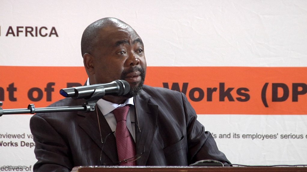 Public Works Minister Thulas Nxesi