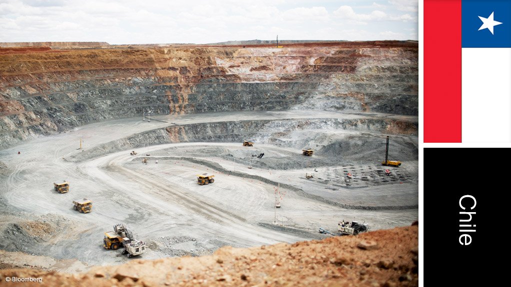 Santo Domingo iron oxide/copper/gold project, Chile