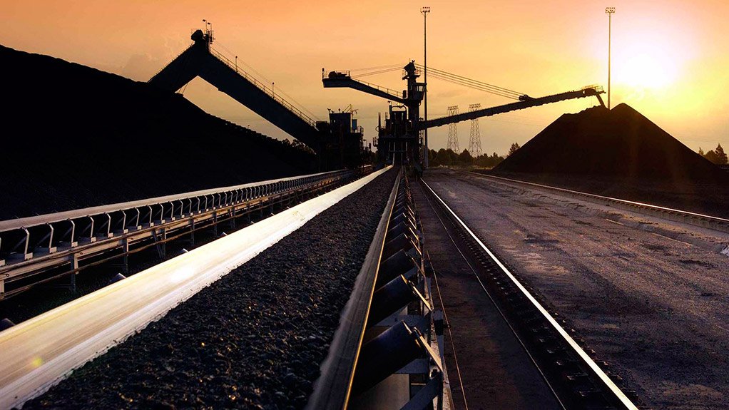 INDUSTRY STAGNATION
Regulatory uncertainty, project delays, a lack of capital investment and a local production slowdown have caused a temporary stagnation in the growth of the local coal industry 
