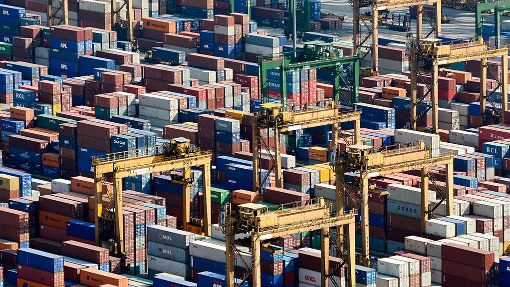 CONTAINER WORLD
Logistics companies need to use track-and-trace technologies to monitor the goods in their supply chain  