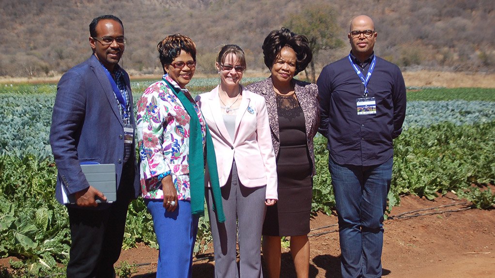 SUSTAINABLE LIVING
Pictured at the project handover ceremony is Quinton Naidoo, Thabazimbi Local Municipality Mayor Cllr. Patricia Mosito, Cornelia Holtzhausen, Limpopo Agriculture MEC Joy Matshoga and Food and Trees for Africa director Shaun Clarke 
