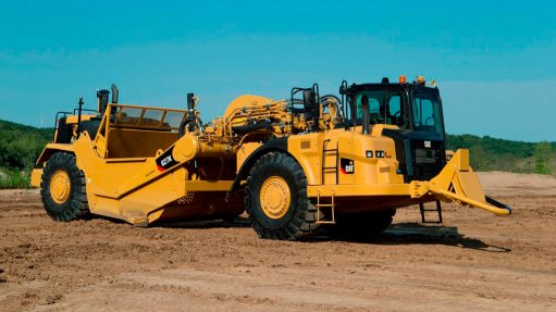 Earthmoving company reaches milestone with new scraper