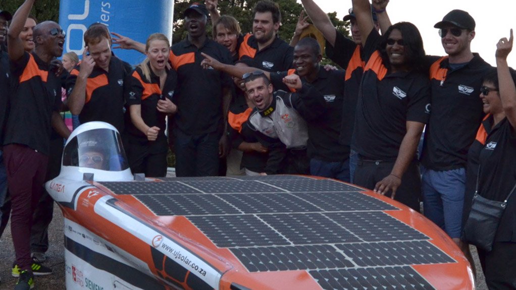 Uj Solar Team Wins Technology And Innovation Award In 2014 Sasol Solar Challenge