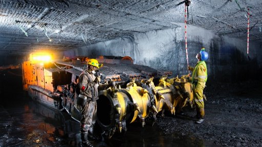 FOSTERING TRUST
Sasol Mining believes that trust is the cornerstone of the company’s stakeholder relationships, including with its employees