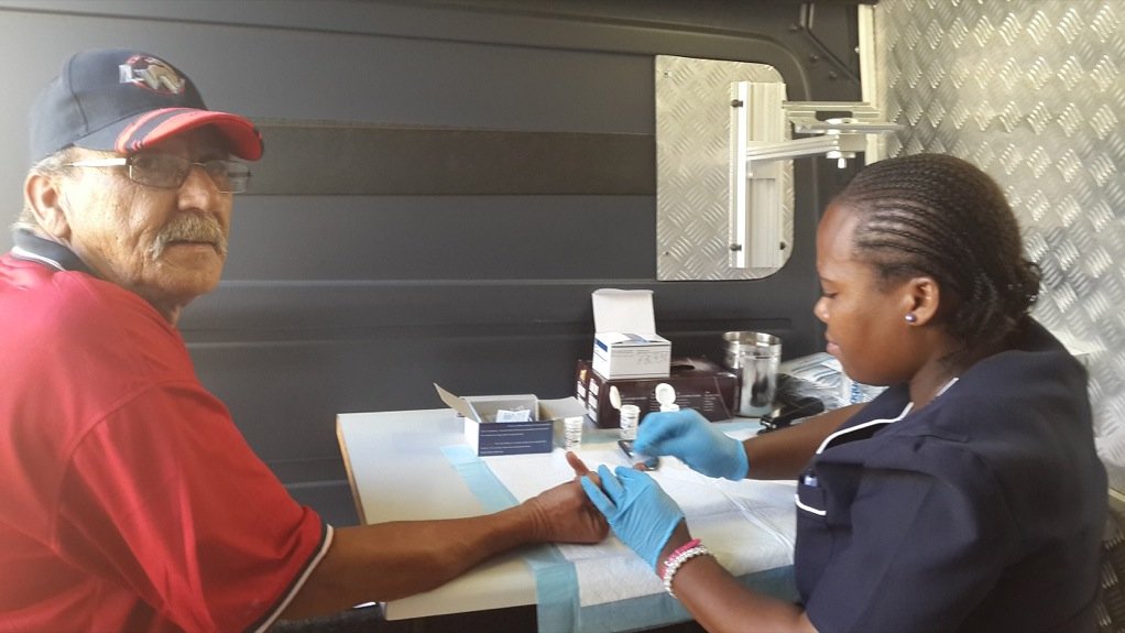 Trucker, Johan Oelofse, Leon Van Vuuren Bulk Carriers and Nurse, Disebo Mkhabela - Winelands_1022