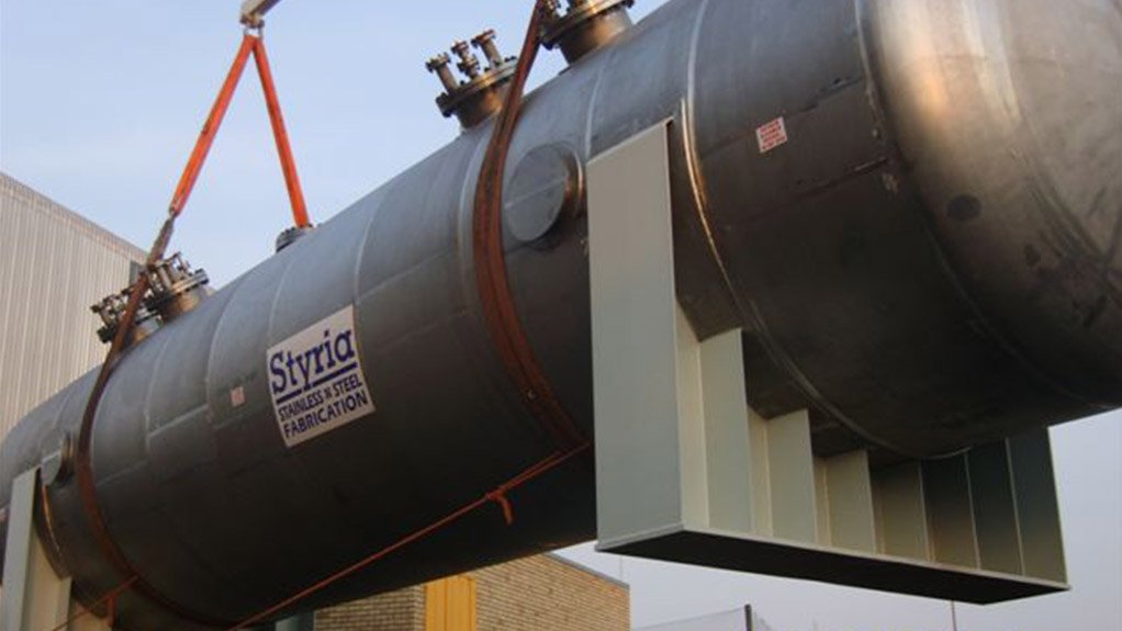 STEEL UPGRADE
The addition of nitrogen during manufacture in the 1970s resulted in a greater austenitic alloying, which led to modern duplex stainless steels such as SAF 2205
