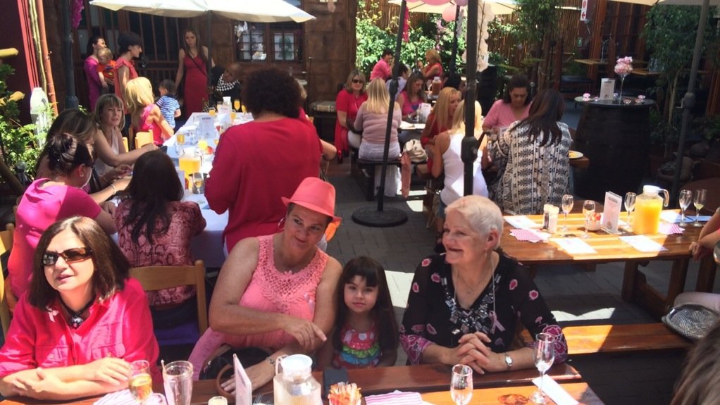 Manny de Freitas Foundation hosts successful Breast Cancer Awareness event