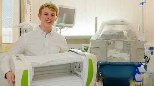 Affordable, inflatable incubator wins design award