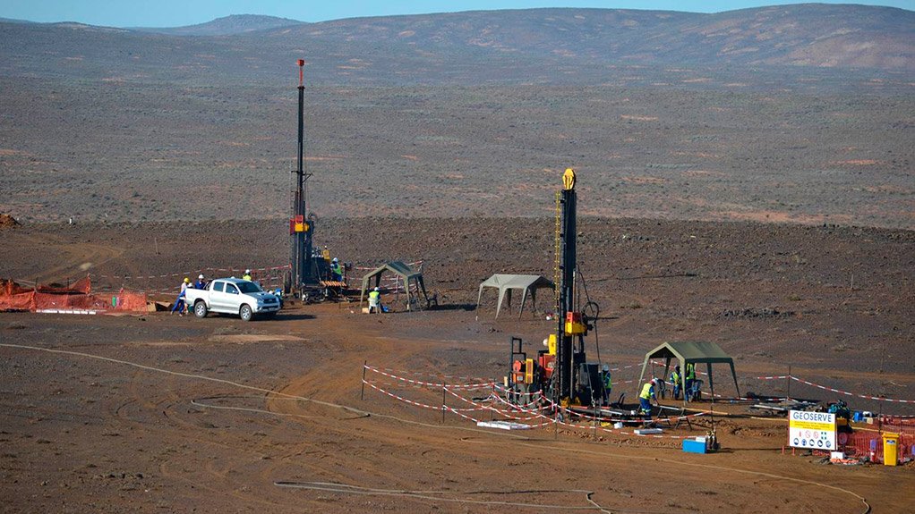 DEFINITIVE APPROACH
The Variance Towers technique is used to estimate the minimum number of boreholes to find the information required to declare the inferred to indicated mineral resources
