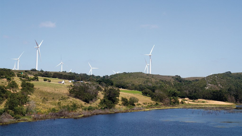 GENERATING ELECTRICITY
The Jeffreys Bay wind farm started operating this year
