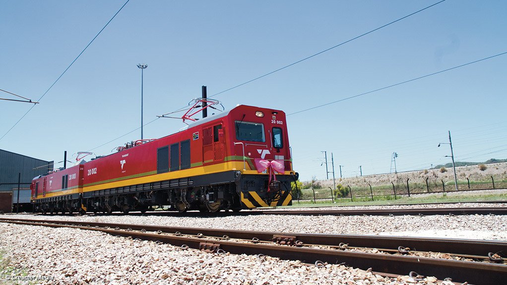 ON THE TRACKS
The success of Transnet’s road-to-rail programme has been confirmed by the company’s growth in revenue and profit 
