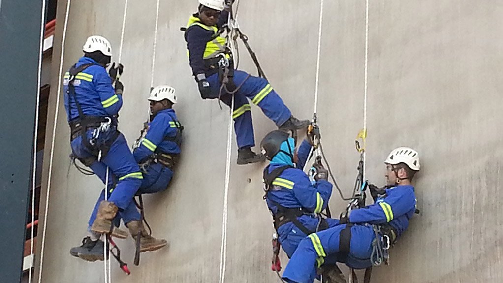 RIDING HIGH Skyriders provides on-site rescue teams for Eskom's Medupi and Kusile power station projects 