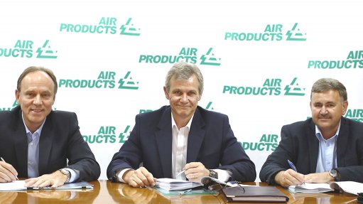 SIGNED, SEALED, DELIVERED
From left: Sasol executive VP Bernard Klingenberg, Air Products MD Mike Hellyar and Sasol senior VP of Sasolburg operations Louis Fourie