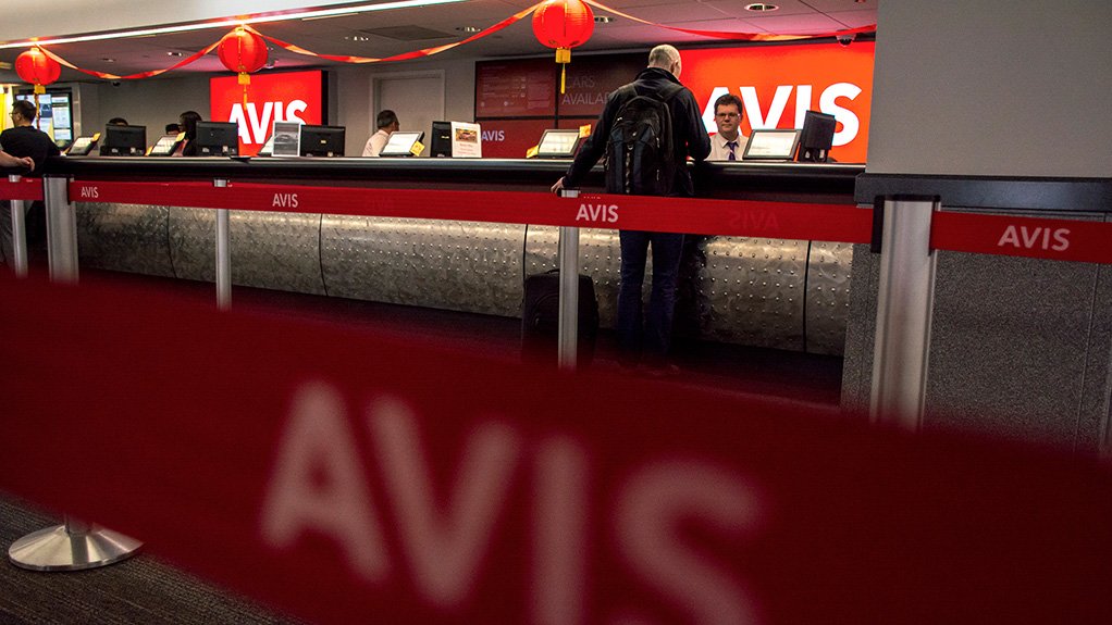 ELIMINATING BARRIERS With real-time financial reporting Avis has achieved greater efficiency 