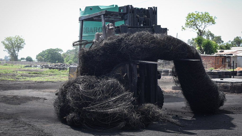 USEFUL WASTE
Used tyres can be recycled, using pyrolysis, into materials which can be refined to produce petrochemicals
