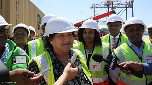 Expanding E Cape port moves to corner regional transshipment market
