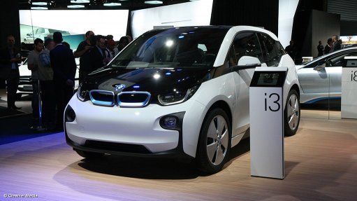    BMW shrugs off SA’s power woes with electric-vehicle launch 