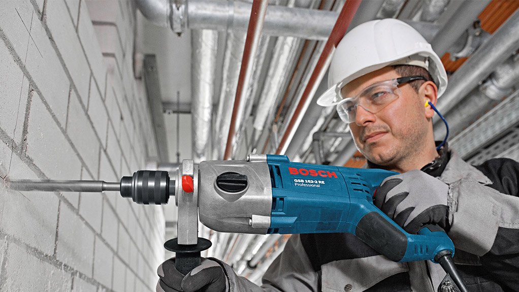 PROFESSIONAL IMPACT DRILL The GSB 162-2 RE is ideal for dry core drilling in concrete and masonry, screwdriving and large-diameter drilling