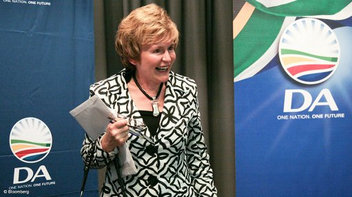 DA: Helen Zille says it’s all true, South African journalism is in an “unprecedented crisis”