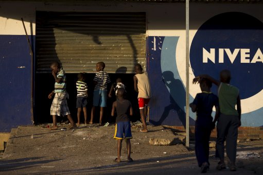 Police battle as xenophobic violence boils over in Durban