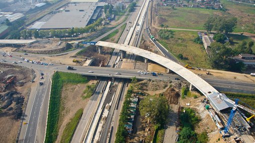 DIVERSE OFFERING
In addition to providing asset management services, Aurecon is involved in KwaZulu-Natal projects, which included the Chota Motala interchange upgrade