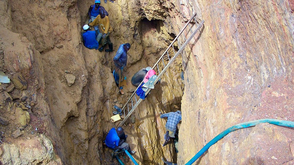 VALUABLE CONTRIBUTION The Communities, Artisanal and Small-Scale Mining programme, estimates that globally, artisanal mining accounts for about 330 t a year of gold production 