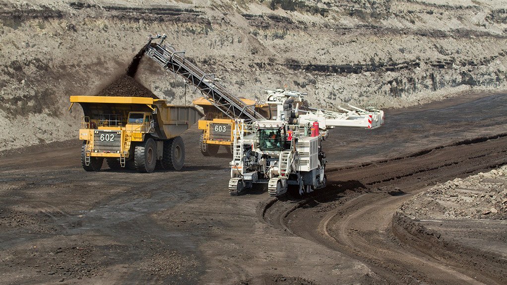 QUALITY FOCUS
The Wirtgen surface miners allow for selective strip mining of interburden and coal seams, with the ability to achieve a high product quality
