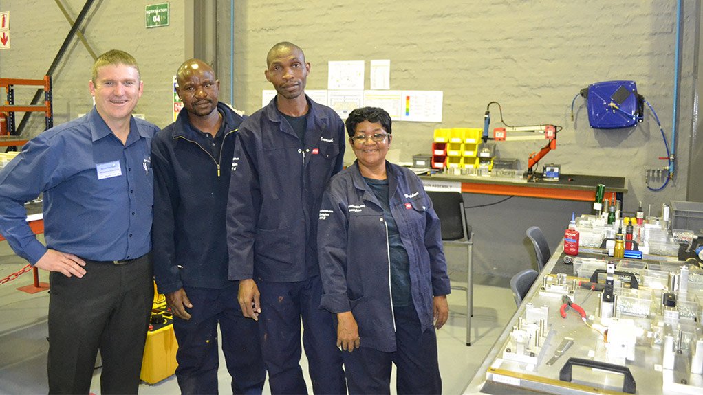 CONTRACT ASSEMBLY TEAM
Kendal Downward and his contract assembly team for electric multiple unit trains components